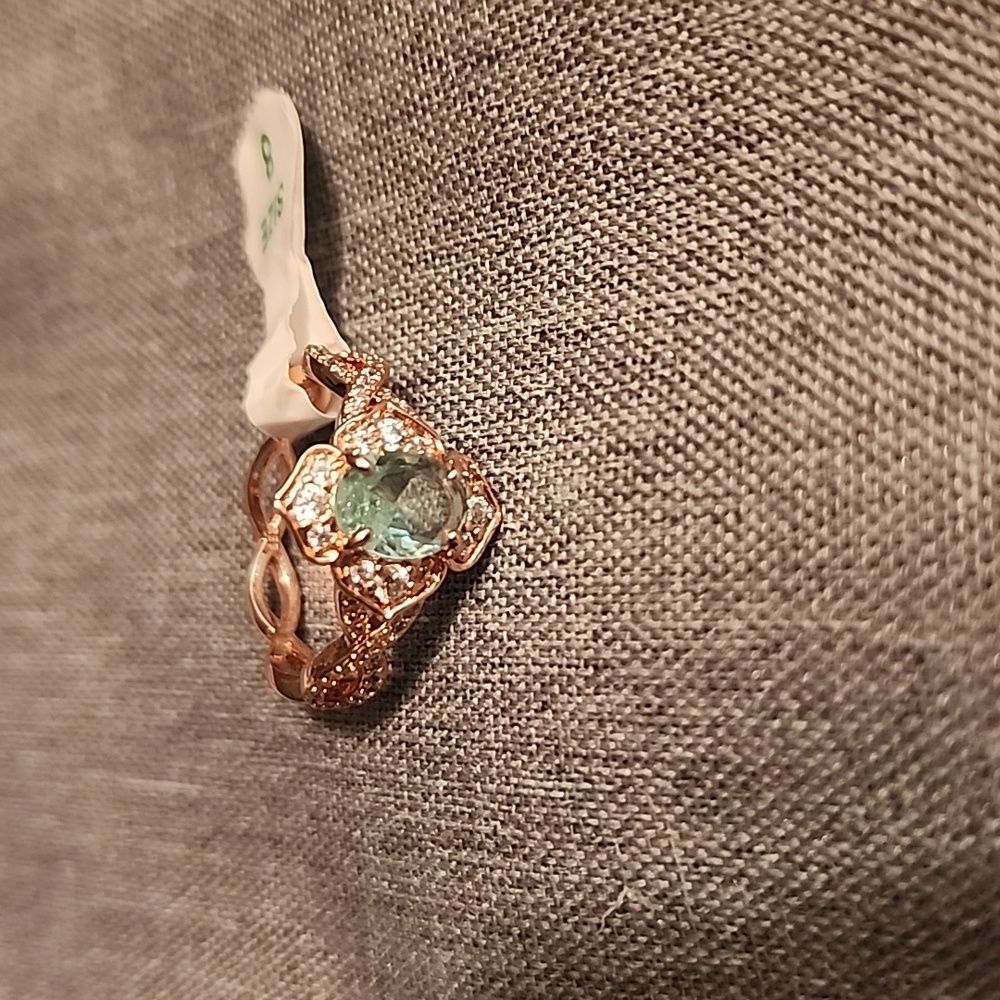 Bomb Party Ring - Picture 2 of 7
